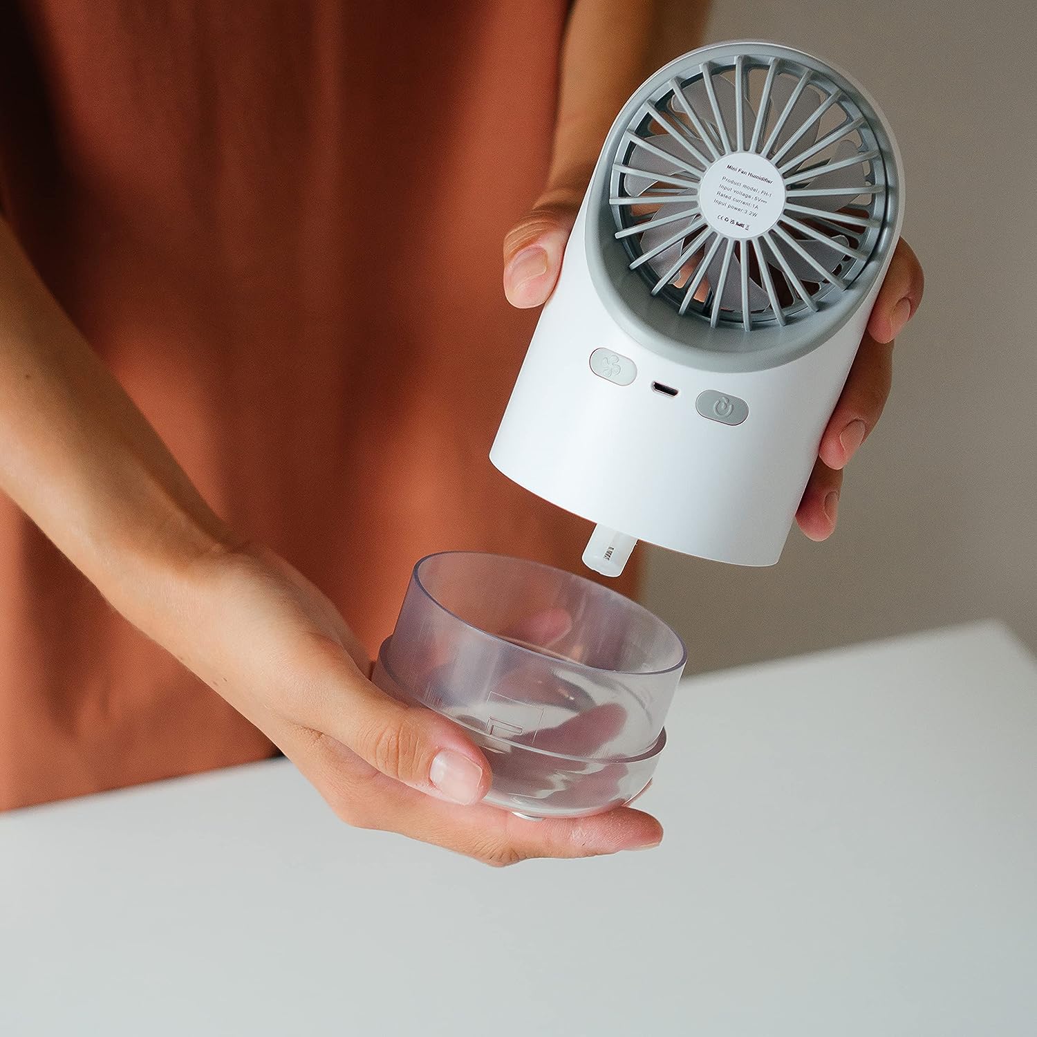 White Portable Rechargeable Fan with Humidifier - Stay Cool and Comfortable Anywhere  BR-3919A