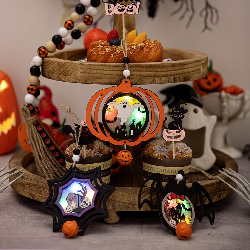 3PCS Halloween wooden pumpkin pendants with lights Decorate the glow scary pumpkin spider pendants in the ghost festival atmosphere Other A+B+C